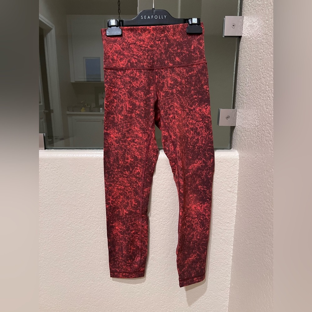 Lululemon Wunder Train HR Crop 23”